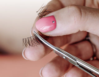 The Art of Eyelashes: A Comprehensive Introduction to Natural Lashes in the UAE-Glance Cosmetics